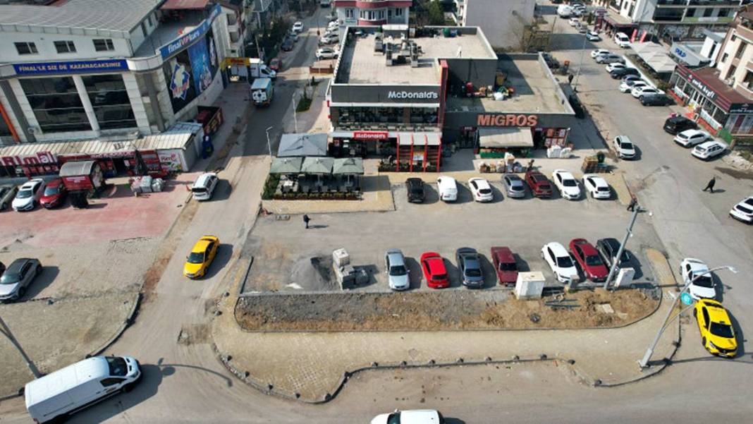 Raylar döşendi, elektrikler verildi: İşte yeni tramvay hattı! 24